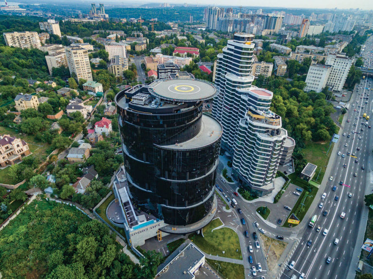 IQ Business center